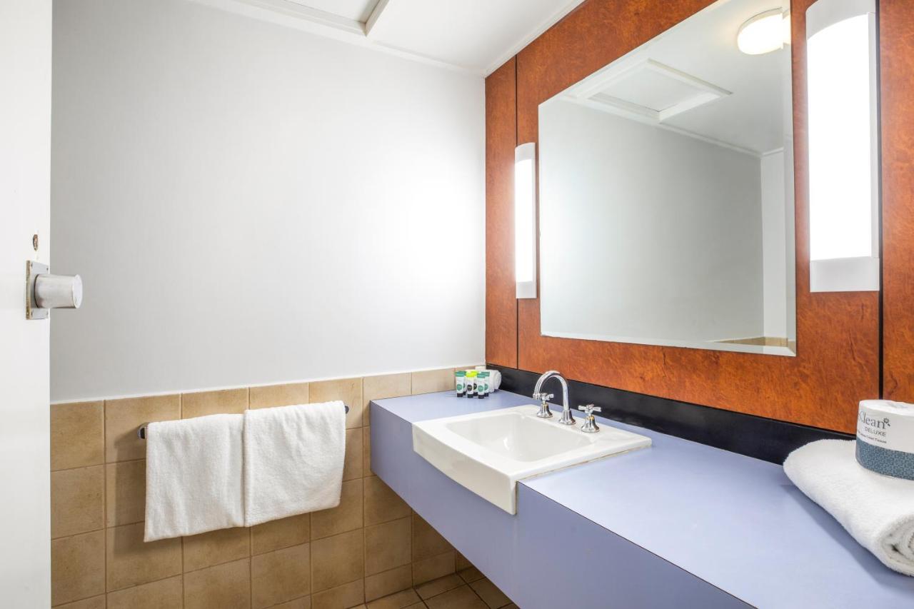 Burvale Hotel Nunawading Bagian luar foto