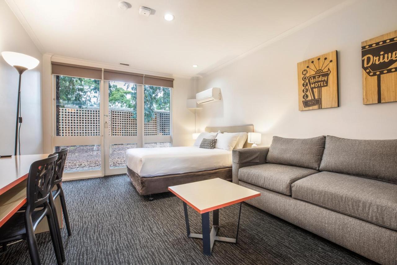 Burvale Hotel Nunawading Bagian luar foto