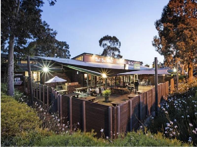 Burvale Hotel Nunawading Bagian luar foto
