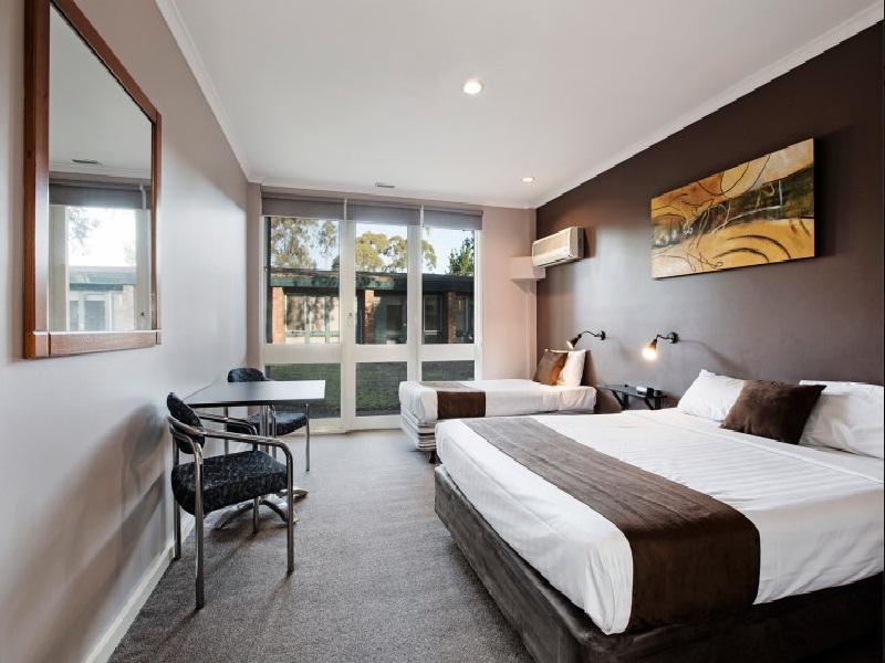 Burvale Hotel Nunawading Bagian luar foto