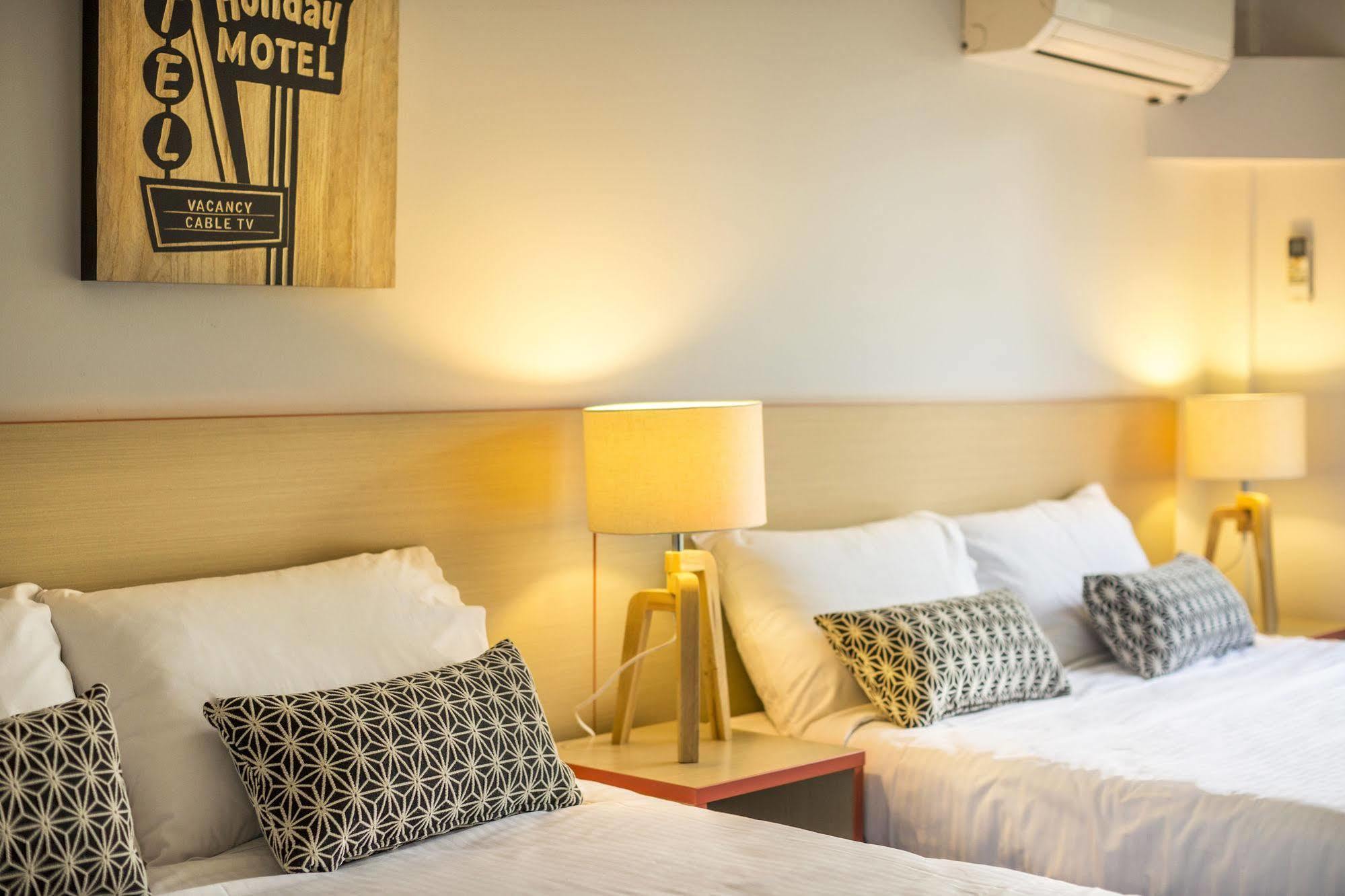 Burvale Hotel Nunawading Bagian luar foto