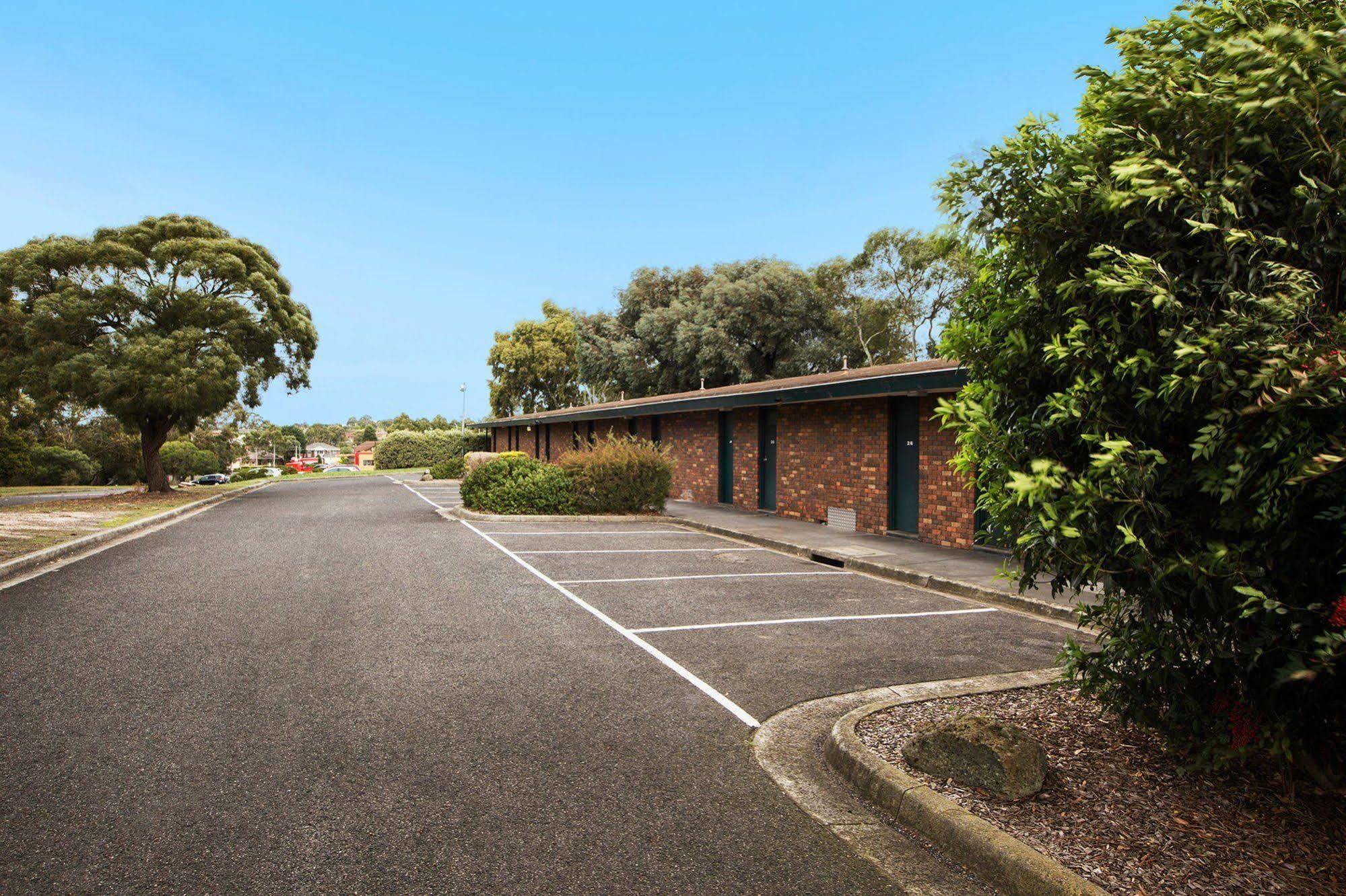 Burvale Hotel Nunawading Bagian luar foto